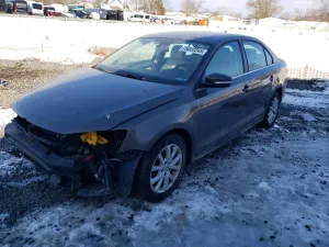 2014 VOLKSWAGEN JETTA