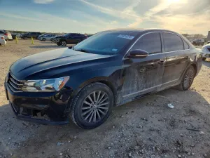 2016 VOLKSWAGEN PASSAT