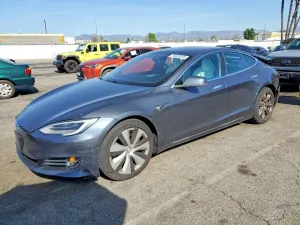 2020 TESLA MODEL S