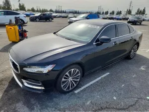 2020 VOLVO S90