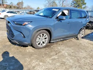 2025 TOYOTA GRAND HIGH