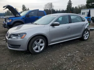 2013 VOLKSWAGEN PASSAT