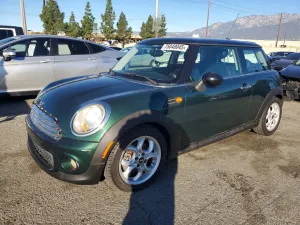 2013 MINI COOPER