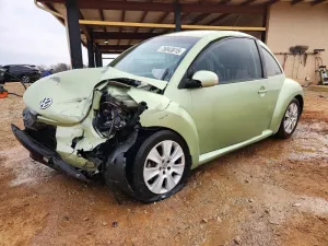 2009 VOLKSWAGEN BEETLE