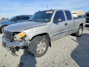 2005 GMC SIERRA