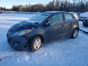 2011 MAZDA 2