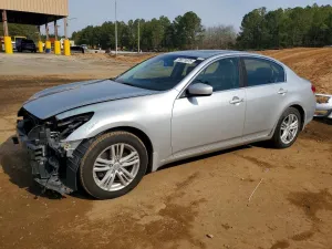 2011 INFINITI G25