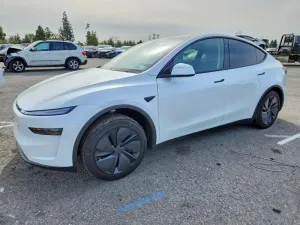 2026 TESLA MODEL Y
