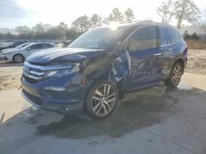 2017 HONDA PILOT