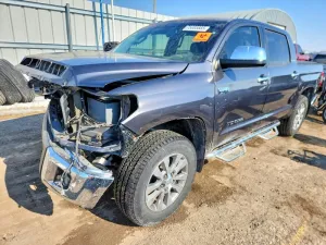 2017 TOYOTA TUNDRA
