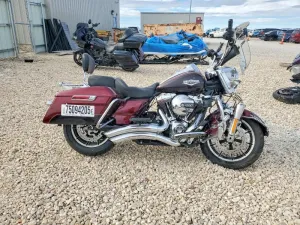 2015 HARLEY-DAVIDSON FL