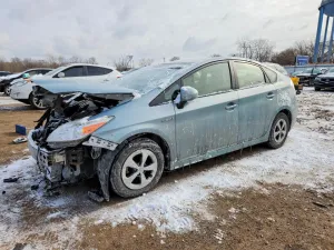 2015 TOYOTA PRIUS