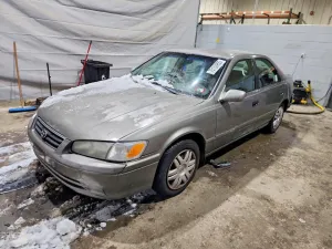 2001 TOYOTA CAMRY