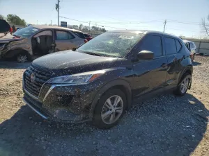 2022 NISSAN KICKS