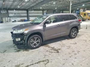 2017 TOYOTA HIGHLANDER