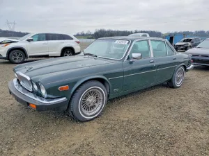 JAGUAR XJ6