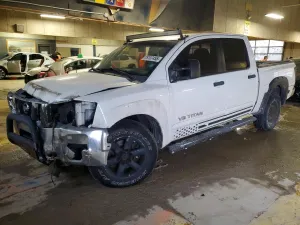 2010 NISSAN TITAN