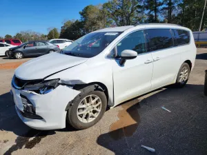 2020 CHRYSLER MINIVAN