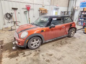 2013 MINI COOPER