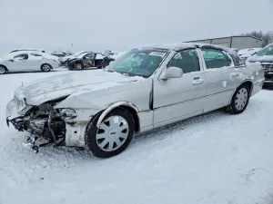 2003 LINCOLN TOWNCAR