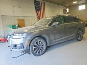 2017 AUDI Q7