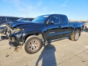 2016 TOYOTA TACOMA