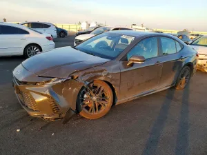 2025 TOYOTA CAMRY