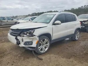2013 VOLKSWAGEN TIGUAN