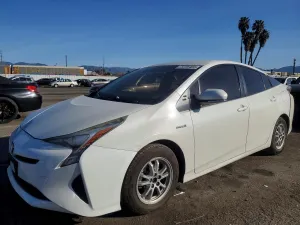 2016 TOYOTA PRIUS
