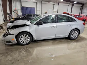 2011 CHEVROLET CRUZE