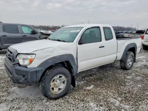 2015 TOYOTA TACOMA