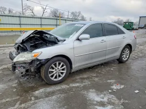 2011 TOYOTA CAMRY