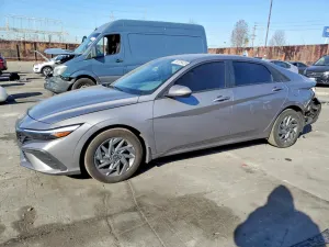 2024 HYUNDAI ELANTRA