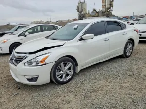 2015 NISSAN ALTIMA