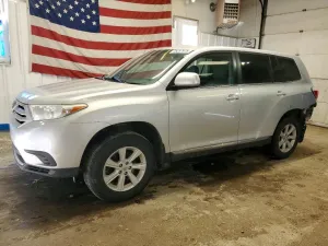 2013 TOYOTA HIGHLANDER