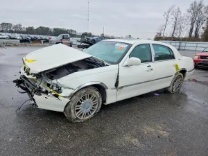 2006 LINCOLN TOWNCAR