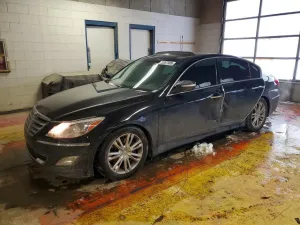 2013 HYUNDAI GENESIS