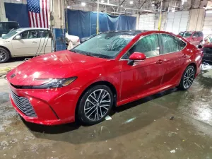 2025 TOYOTA CAMRY