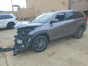 2019 TOYOTA HIGHLANDER