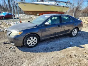 2011 TOYOTA CAMRY