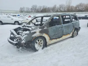 2010 CHRYSLER MINIVAN