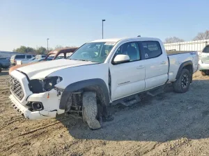 2020 TOYOTA TACOMA
