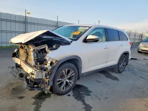 2019 TOYOTA HIGHLANDER