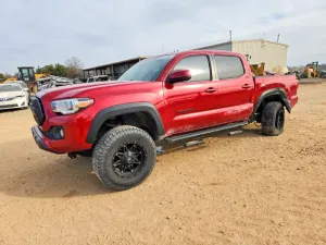 2017 TOYOTA TACOMA