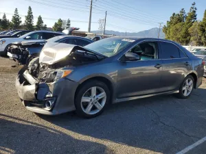2013 TOYOTA CAMRY
