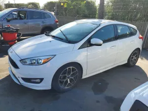 2015 FORD FOCUS