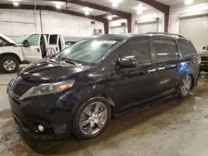 2015 TOYOTA SIENNA
