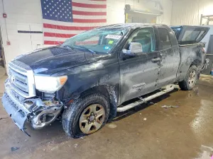 2013 TOYOTA TUNDRA