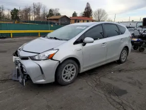 2015 TOYOTA PRIUS