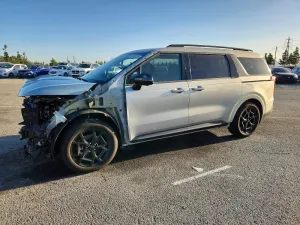 2025 KIA CARNIVAL S
